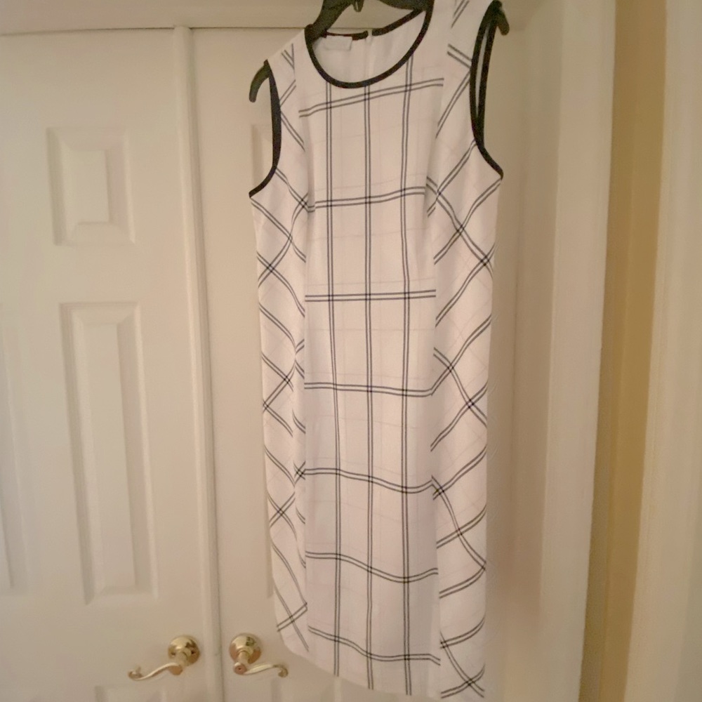 CARLISLE - Dress - White dress with black and pink stripes.